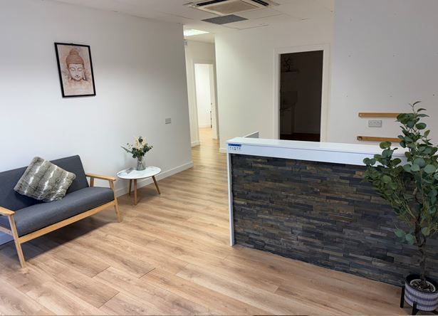 37 Dumbarton Rd, Stirling for lease - Building Photo - Image 2 of 5