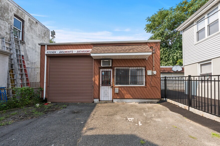 311 42nd St, Union City, NJ à vendre - Photo du bâtiment - Image 2 de 17
