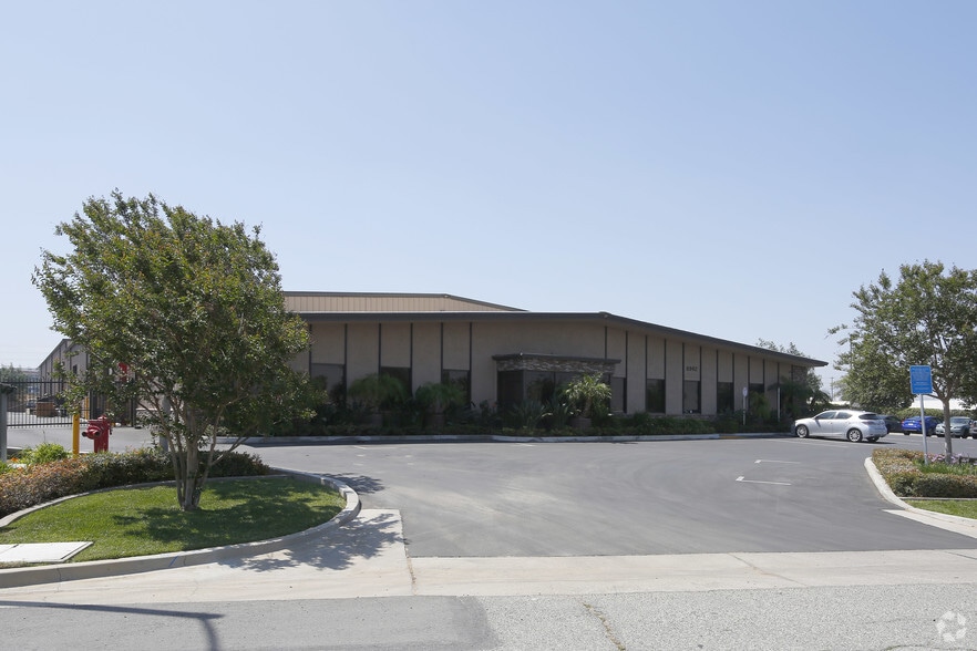 6942 Ed Perkic St, Riverside, CA for lease - Building Photo - Image 3 of 8
