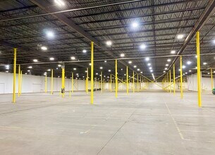 333 S Franklin Rd, Indianapolis, IN for sale Interior Photo- Image 2 of 2