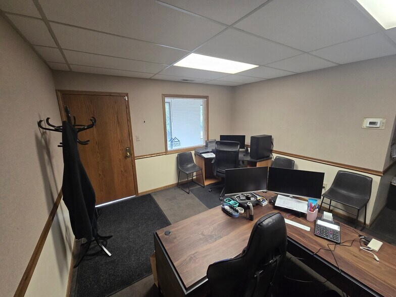 315 E 1200 S, Orem, UT à louer - Photo du bâtiment - Image 2 de 9