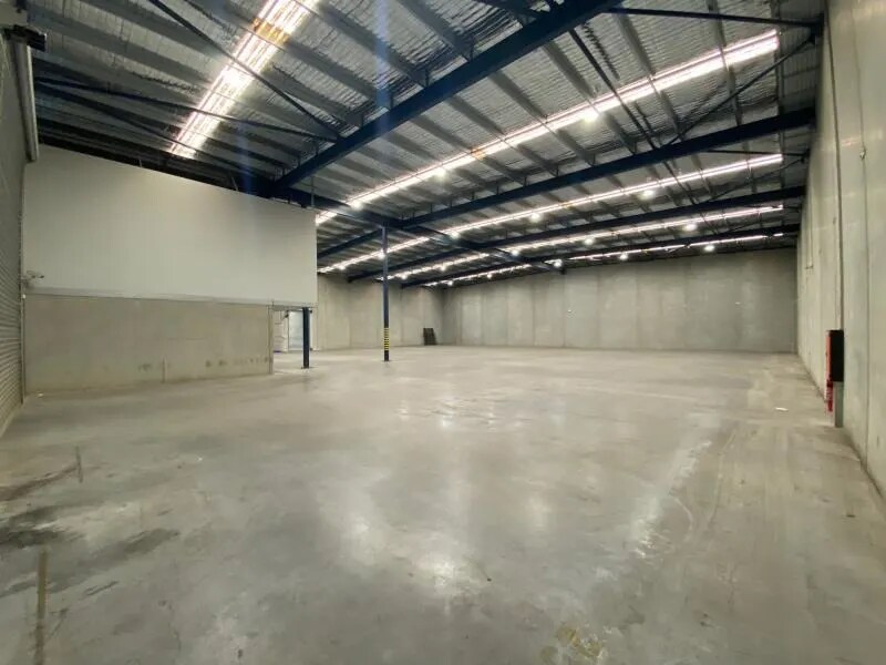 14 Waler Cres, Smeaton Grange for lease Interior Photo- Image 1 of 6