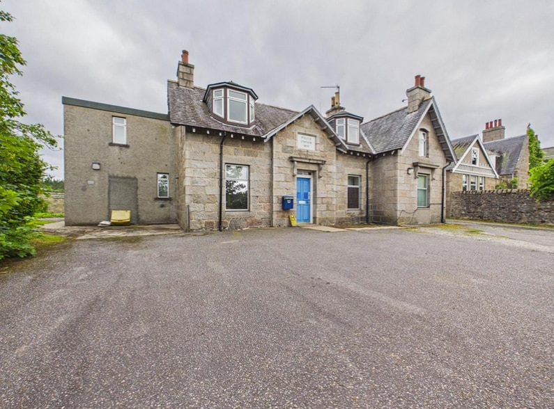 Charlestown Rd, Aboyne for sale - Primary Photo - Image 1 of 5