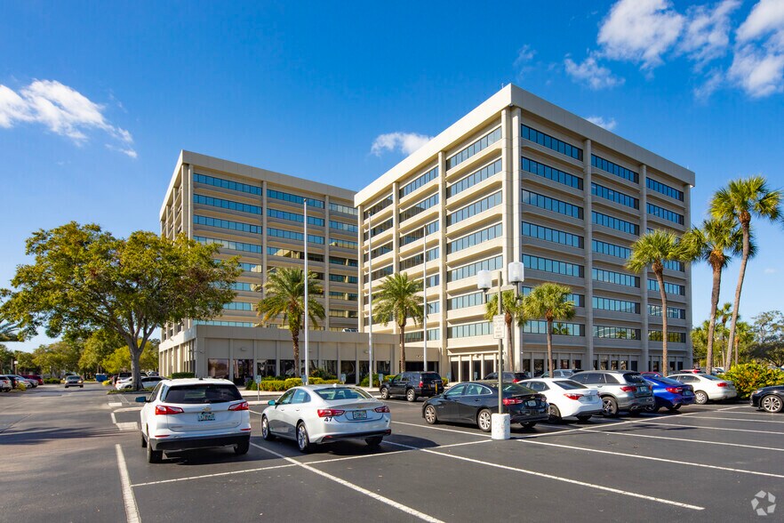 1408 N Westshore Blvd, Tampa, FL à louer - Photo du bâtiment - Image 2 de 6
