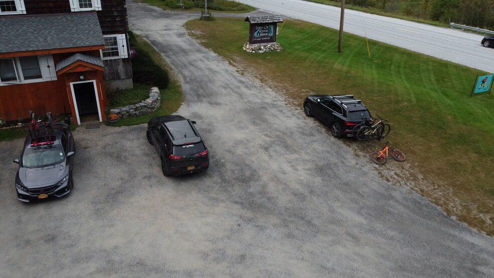 5672 US Route 4, Killington, VT for sale - Commercial Listing Video - Image 2 of 21
