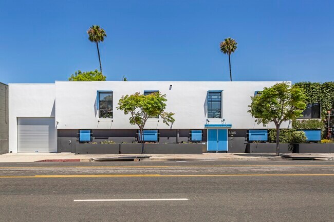 More details for 5285 W Washington Blvd, Los Angeles, CA - Office for Lease