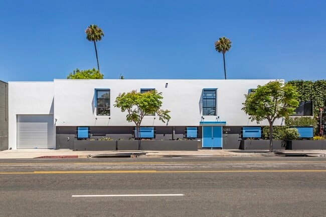More details for 5285 W Washington Blvd, Los Angeles, CA - Office for Sale