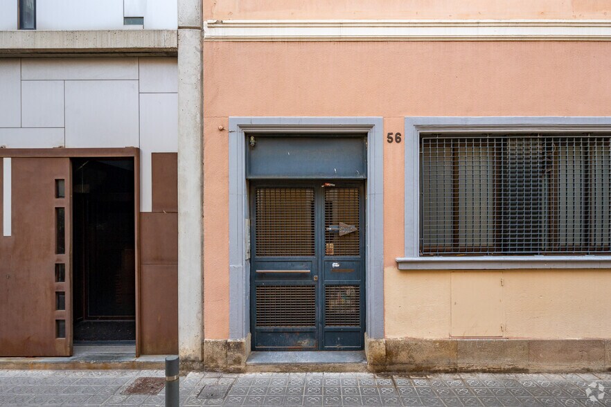 Bureau dans Barcelone, Barcelona à vendre - Photo du bâtiment - Image 2 de 12