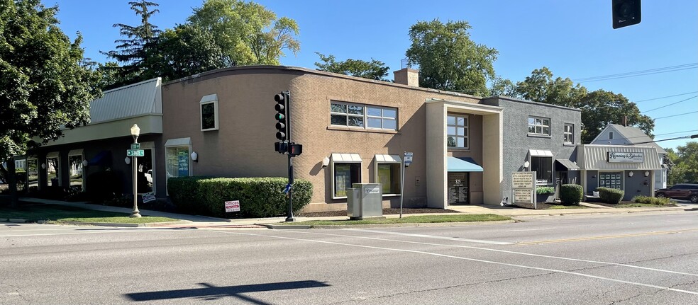 823-825 W State St, Geneva, IL à vendre - Photo principale - Image 1 de 20