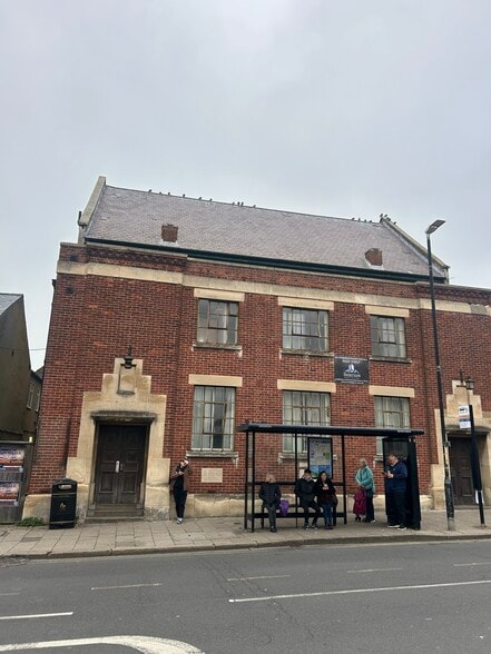 141 High St, Herne Bay for sale - Building Photo - Image 1 of 6