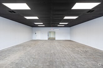 14520-14540 S Tamiami Trl, Fort Myers, FL for lease Interior Photo- Image 1 of 4