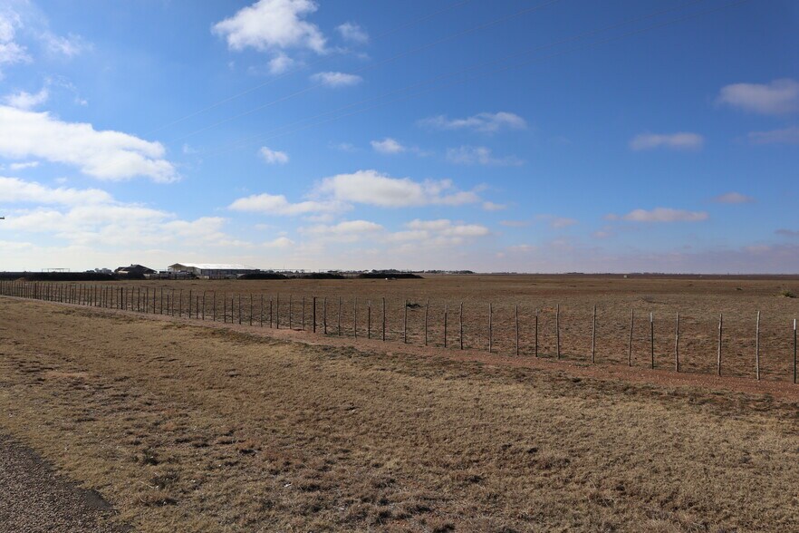 17810 C R 1240, Wolfforth, TX for sale - Primary Photo - Image 1 of 4