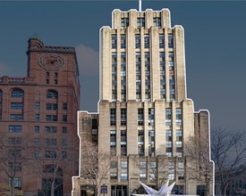 501-507 Pl d'Armes, Montréal, QC à louer Photo du bâtiment- Image 1 de 10