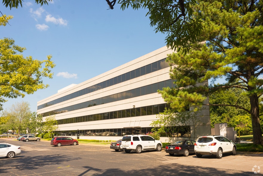 6055 Primacy Pky, Memphis, TN for lease - Building Photo - Image 2 of 4