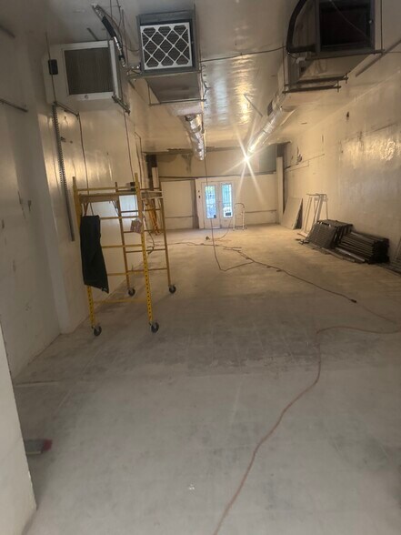 5438-5440 Monte Vista St, Los Angeles, CA à louer - Photo du bâtiment - Image 2 de 4