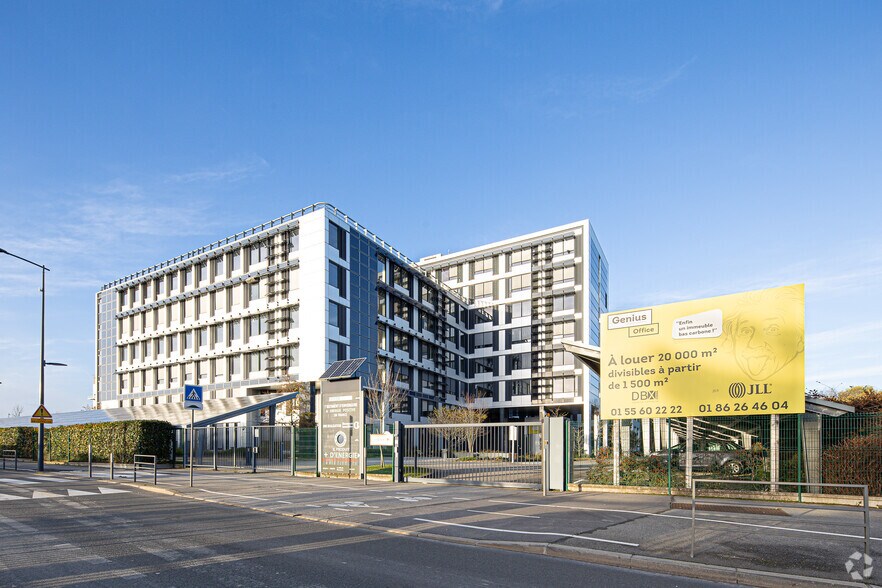 11-13 Avenue Du Maréchal Juin, Meudon à louer - Photo du bâtiment - Image 1 de 6