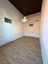 200 W Main St, Ardmore, OK à louer Photo intérieure- Image 2 de 2