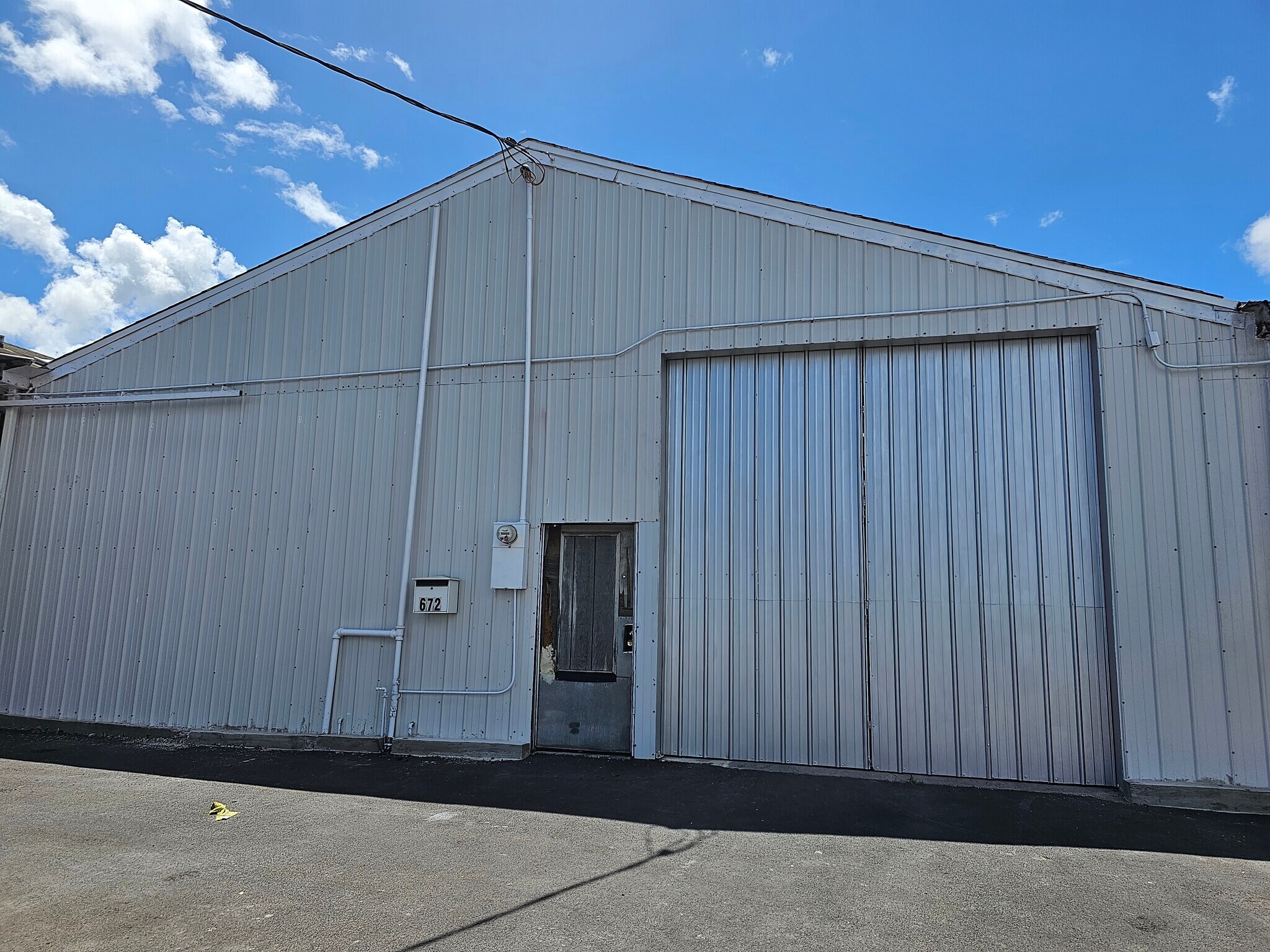 674 Ahua St, Honolulu, HI for lease Building Photo- Image 1 of 6