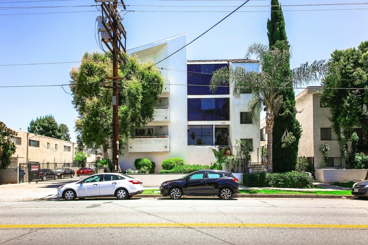 7342 Haskell Ave, Van Nuys, CA for sale Building Photo- Image 1 of 1