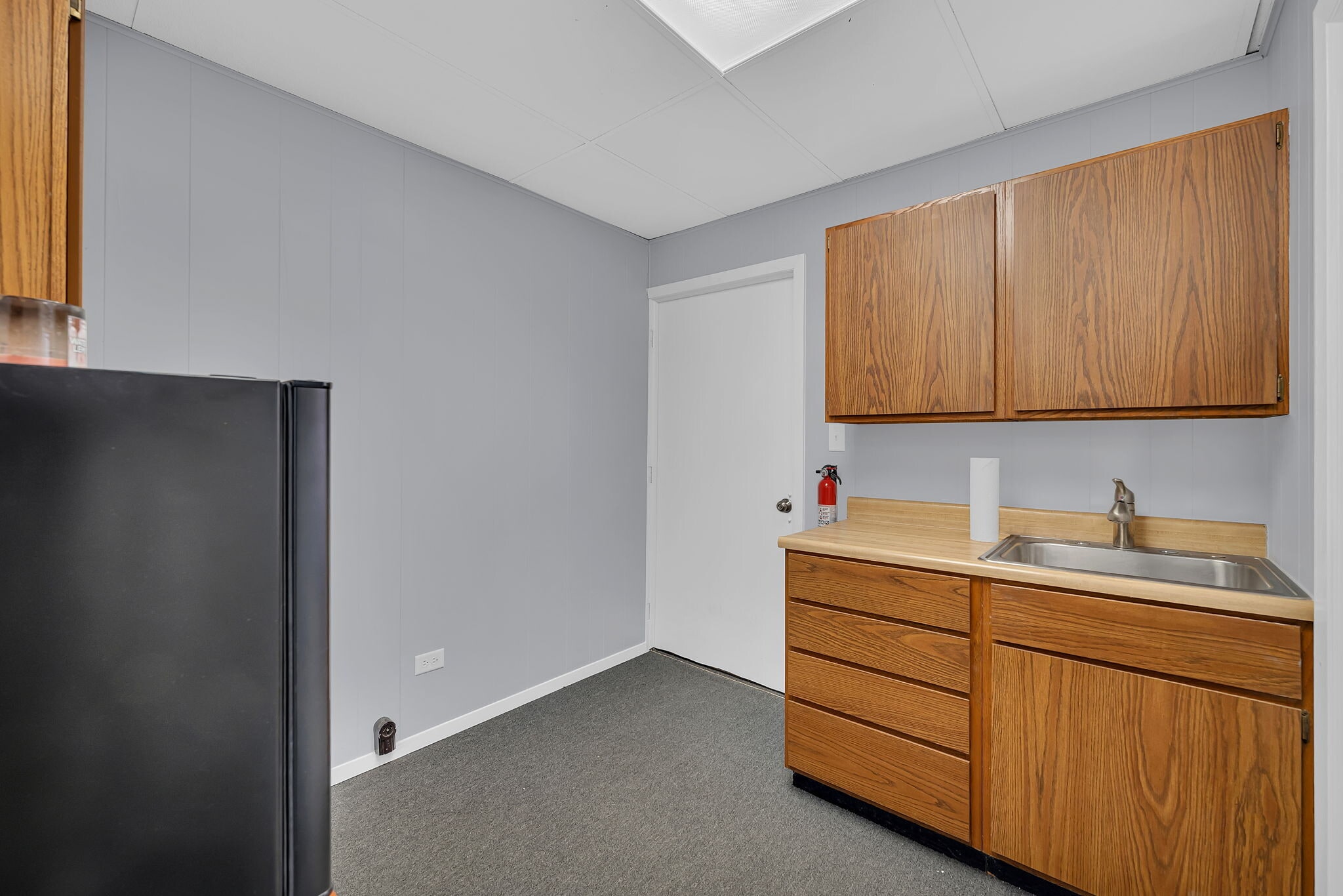 3S340 Rockwell St, Warrenville, IL à louer Photo intérieure- Image 1 de 4