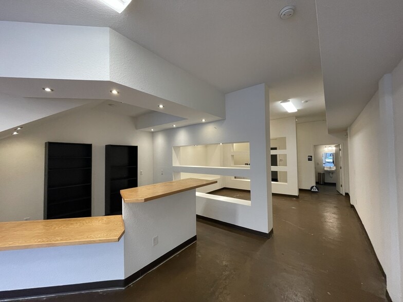 519-525 Capitol St, Vallejo, CA for lease - Interior Photo - Image 3 of 4