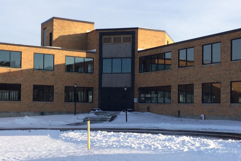 125 Blooming Grove Dr, Troy, NY à louer - Photo du bâtiment - Image 2 de 2