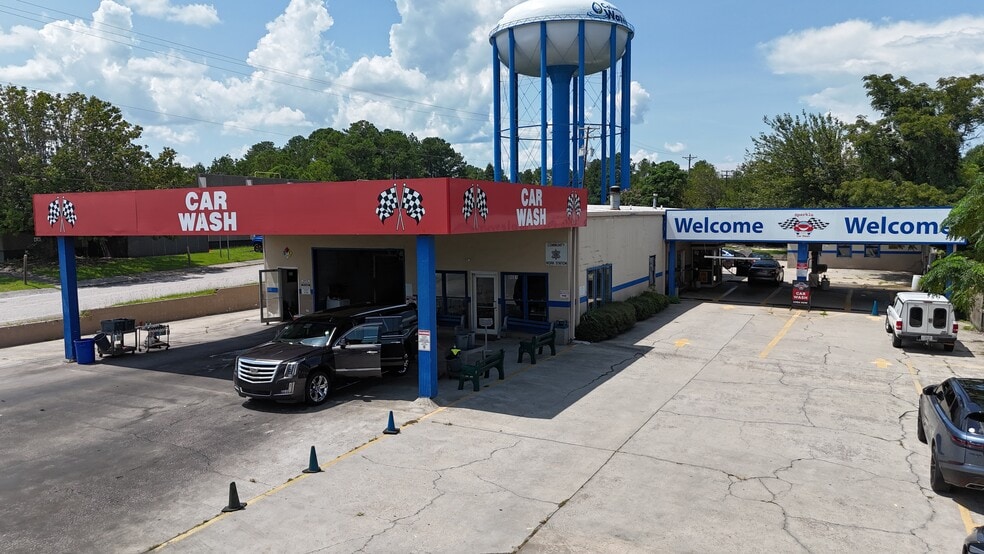 8601 Two Notch Rd, Columbia, SC for sale - Building Photo - Image 1 of 9