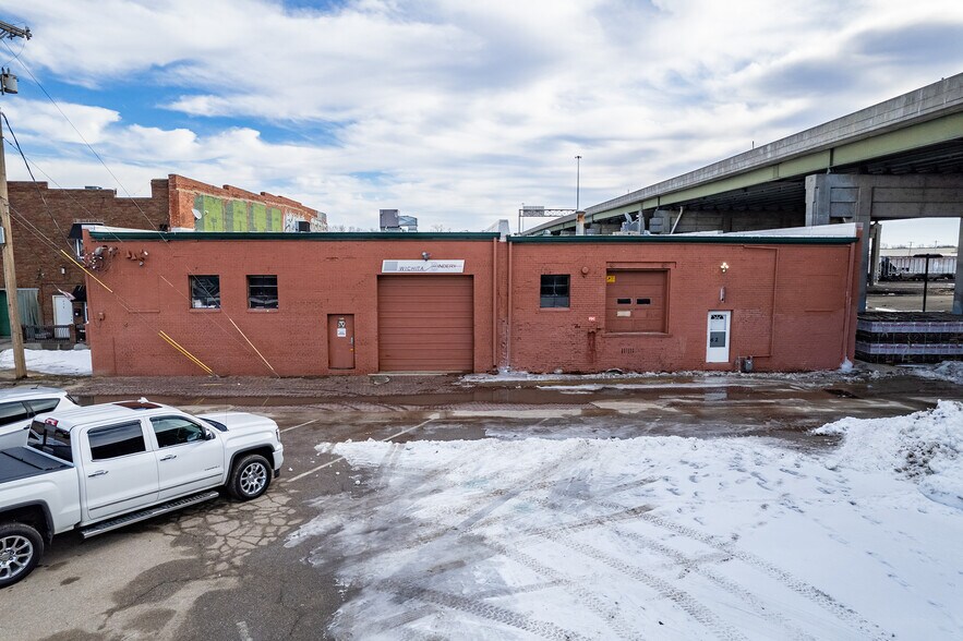 614-622 S Commerce St, Wichita, KS à vendre - Photo du bâtiment - Image 3 de 18