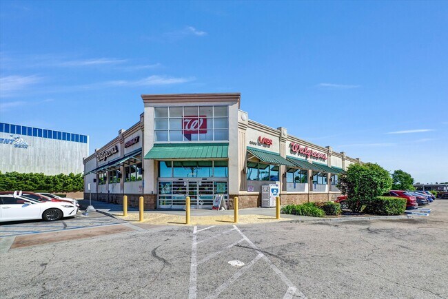 Plus de détails pour 6600 Magnolia Ave, Riverside, CA - Commerce de détail à vendre