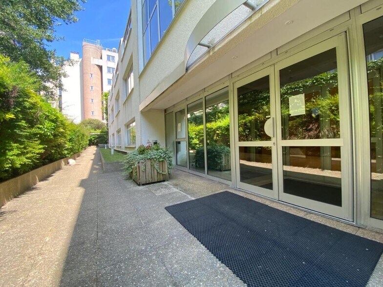 56 Rue De Billancourt, Boulogne-Billancourt à vendre - Photo du bâtiment - Image 1 de 10