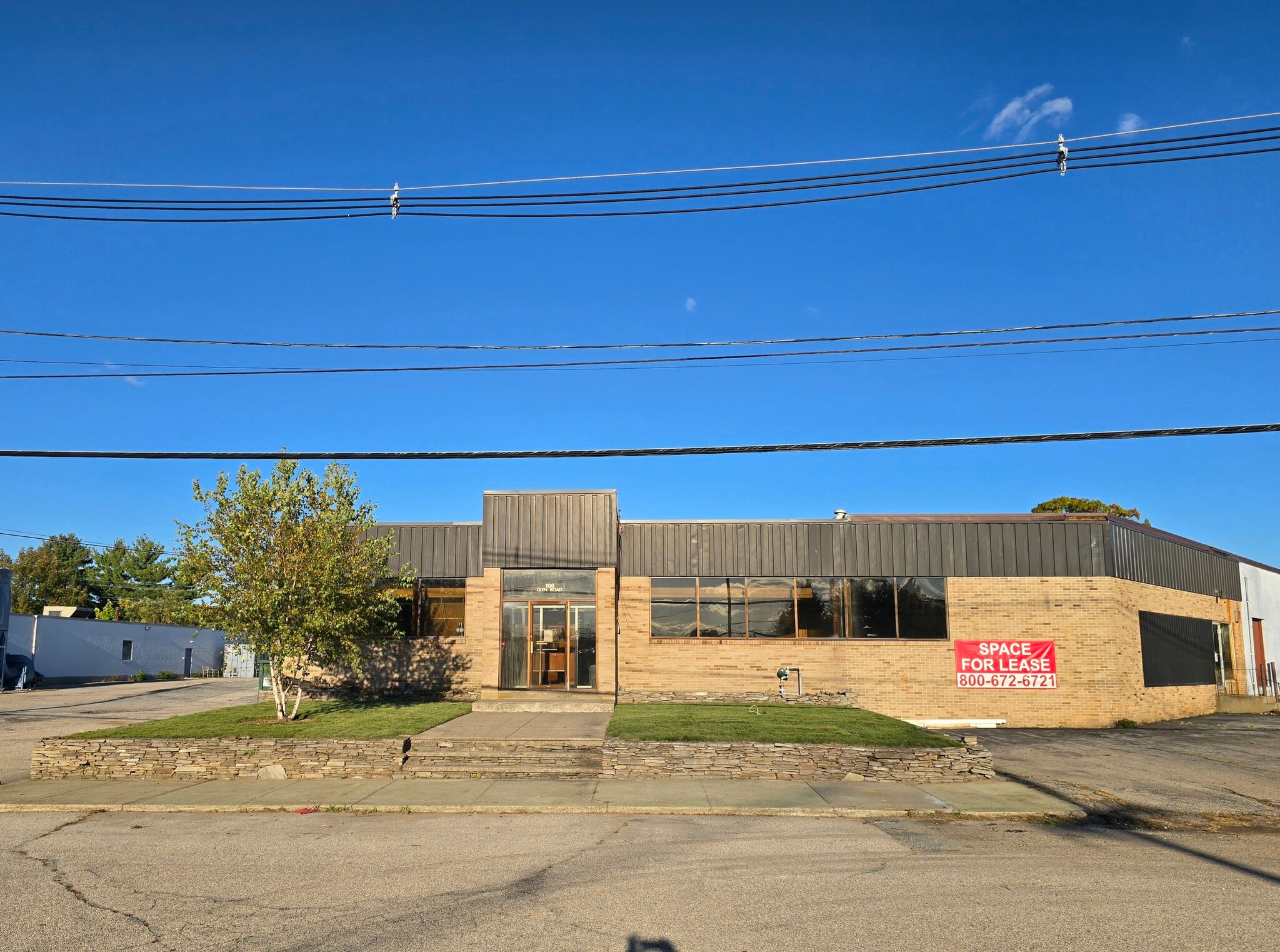 100 Glen Rd, Cranston, RI à louer Photo du bâtiment- Image 1 de 21