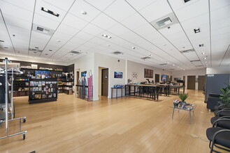 975 N Todd Ave, Azusa, CA à louer Photo intérieure- Image 2 de 2