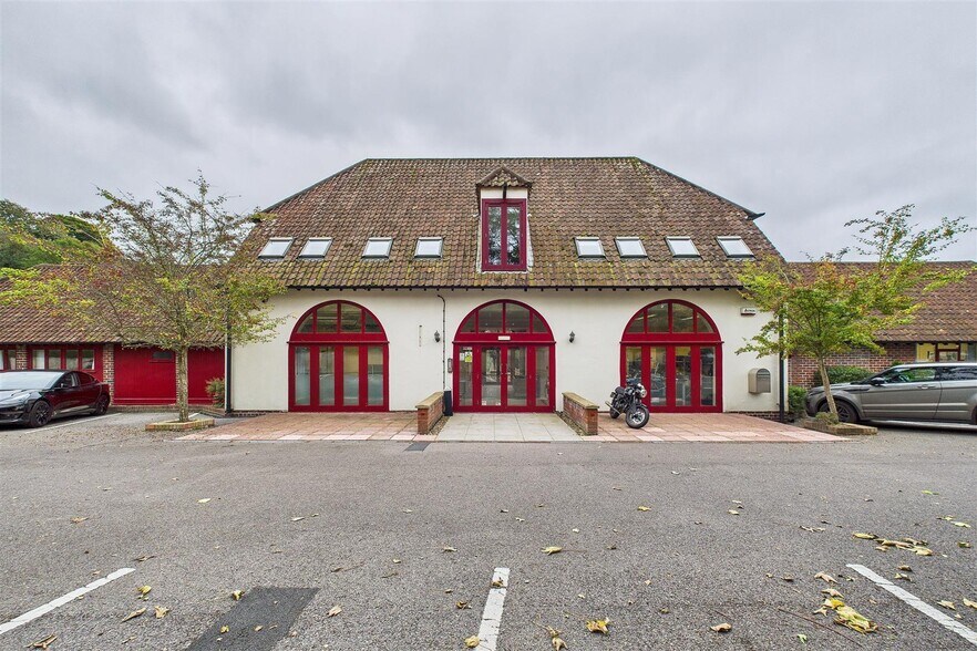 Wraxall Hl, Wraxall à louer - Photo du bâtiment - Image 1 de 4