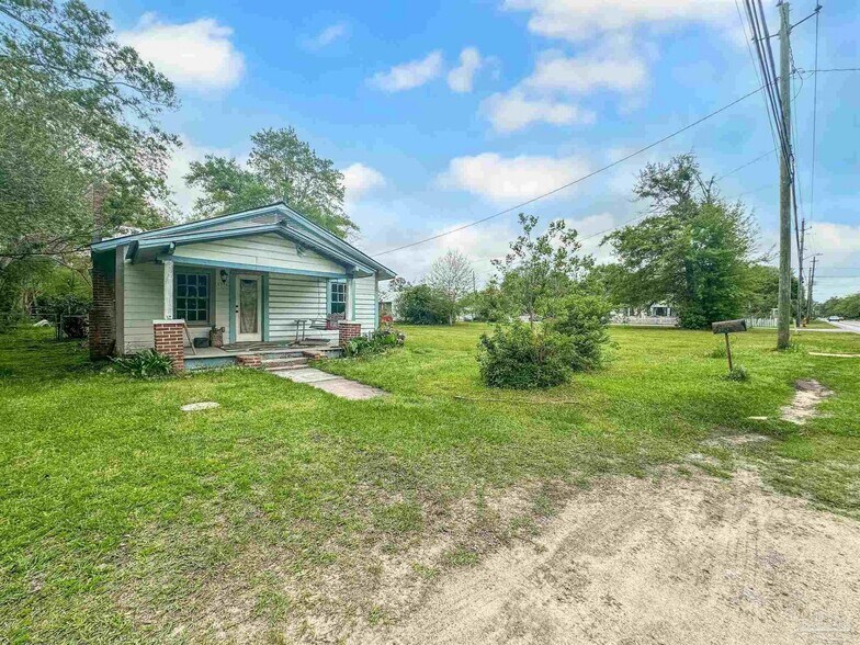 5378 Alabama St, Milton, FL à vendre - Photo du bâtiment - Image 3 de 12