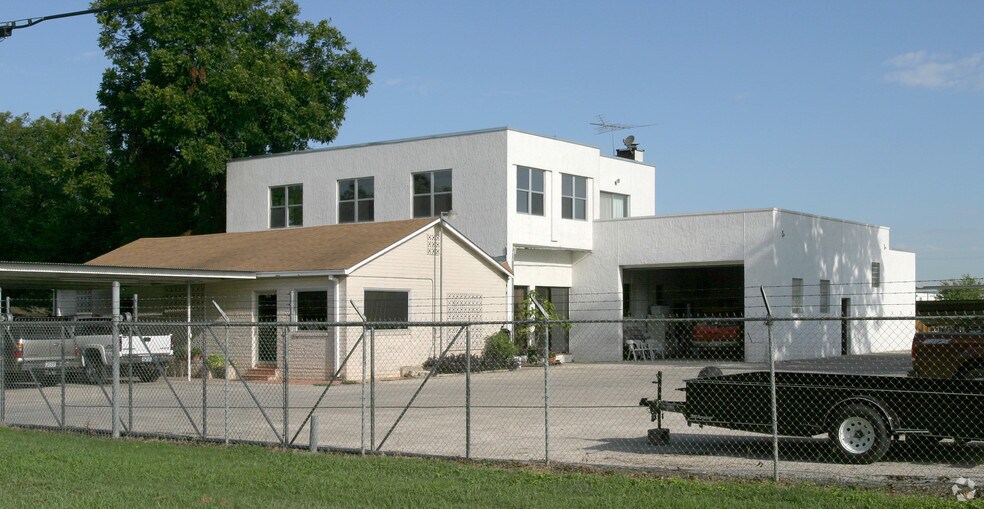 135-139 Seale Rd, San Antonio, TX à vendre - Photo du bâtiment - Image 3 de 9