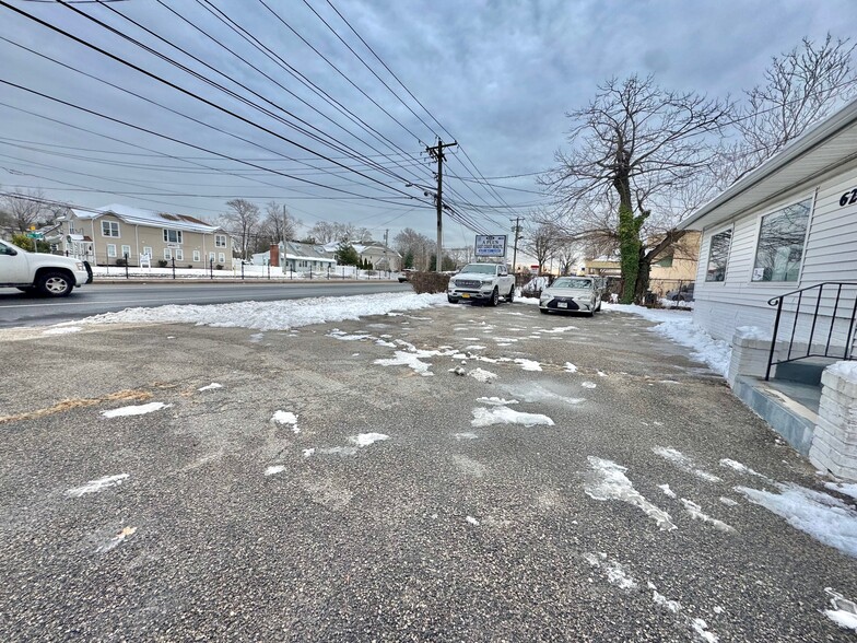 622 Broadway, Amityville, NY for sale - Other - Image 2 of 29