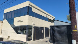 Plus de détails pour 14711 Lull St, Van Nuys, CA - Flex à louer