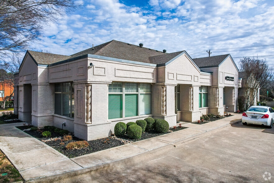 Southlake/Grapevine Office Portfolio portefeuille de 12 propriétés à vendre sur LoopNet.ca - Photo principale - Image 3 de 12