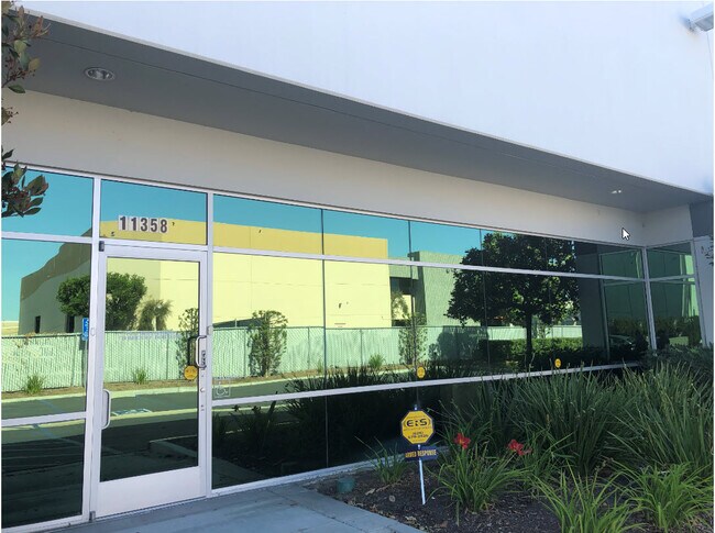 Plus de détails pour 11338-11388 Knott Ave, Garden Grove, CA - Industriel à louer