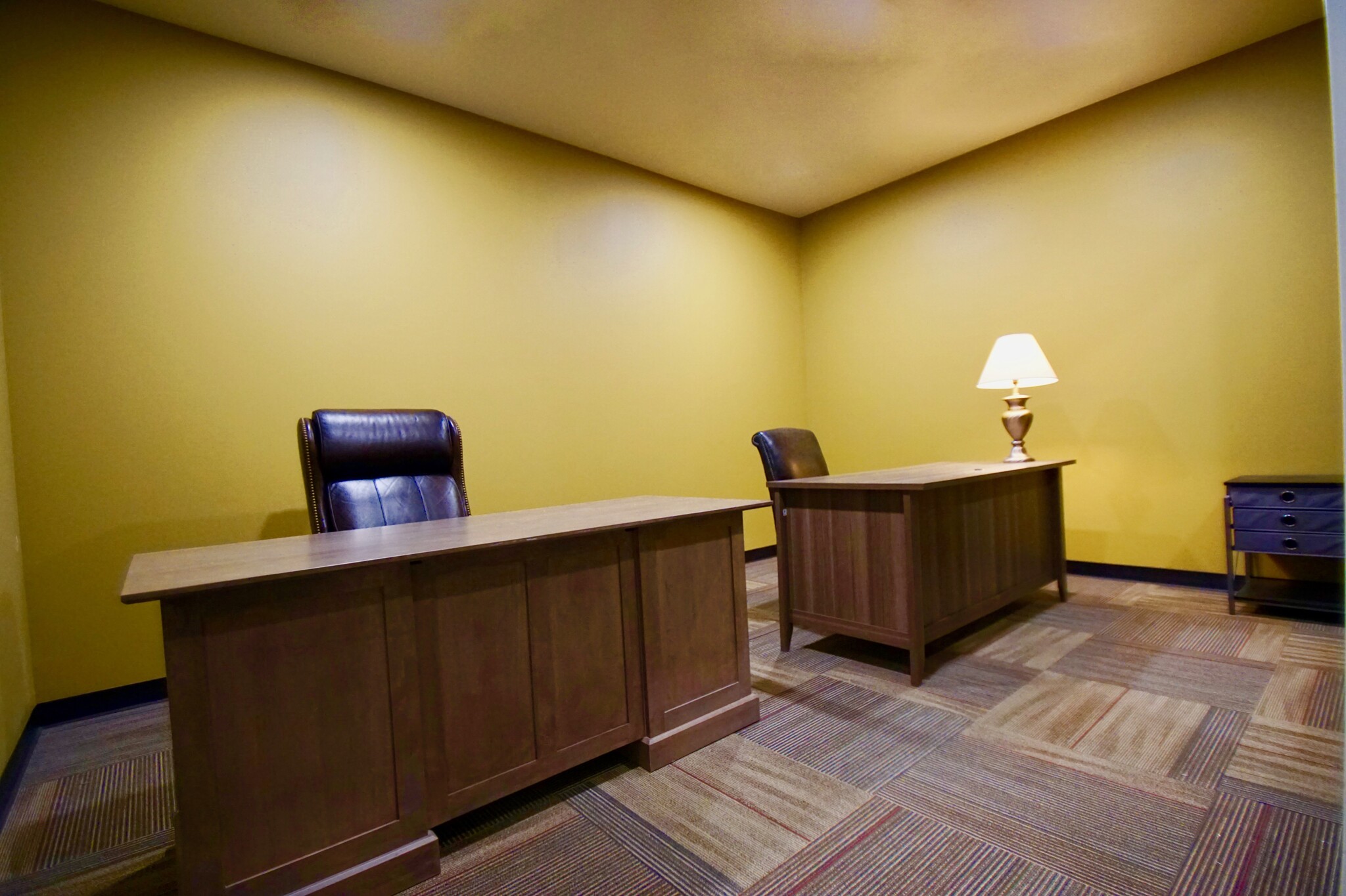 7001 N Locust St, Gladstone, MO for lease Interior Photo- Image 1 of 1