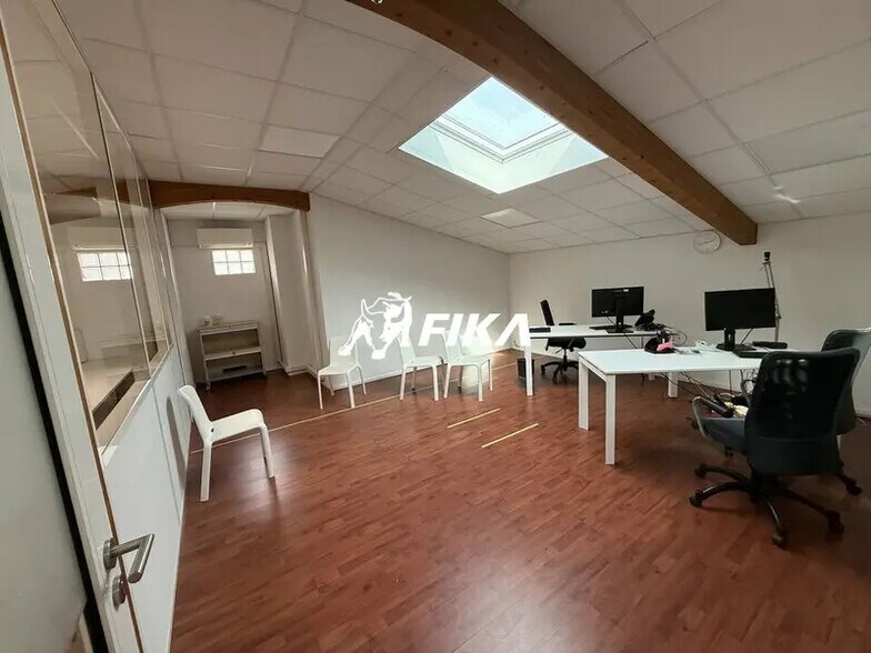 184 Avenue Antoine De Saint Exupéry, Toulouse for lease - Interior Photo - Image 3 of 5