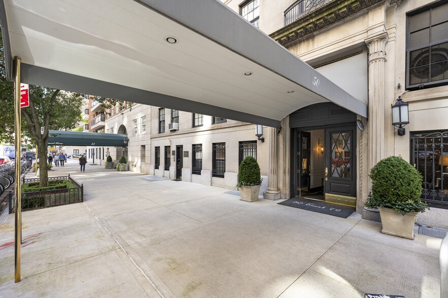 44-50 E 72nd St, New York, NY for lease - Building Photo - Image 1 of 8
