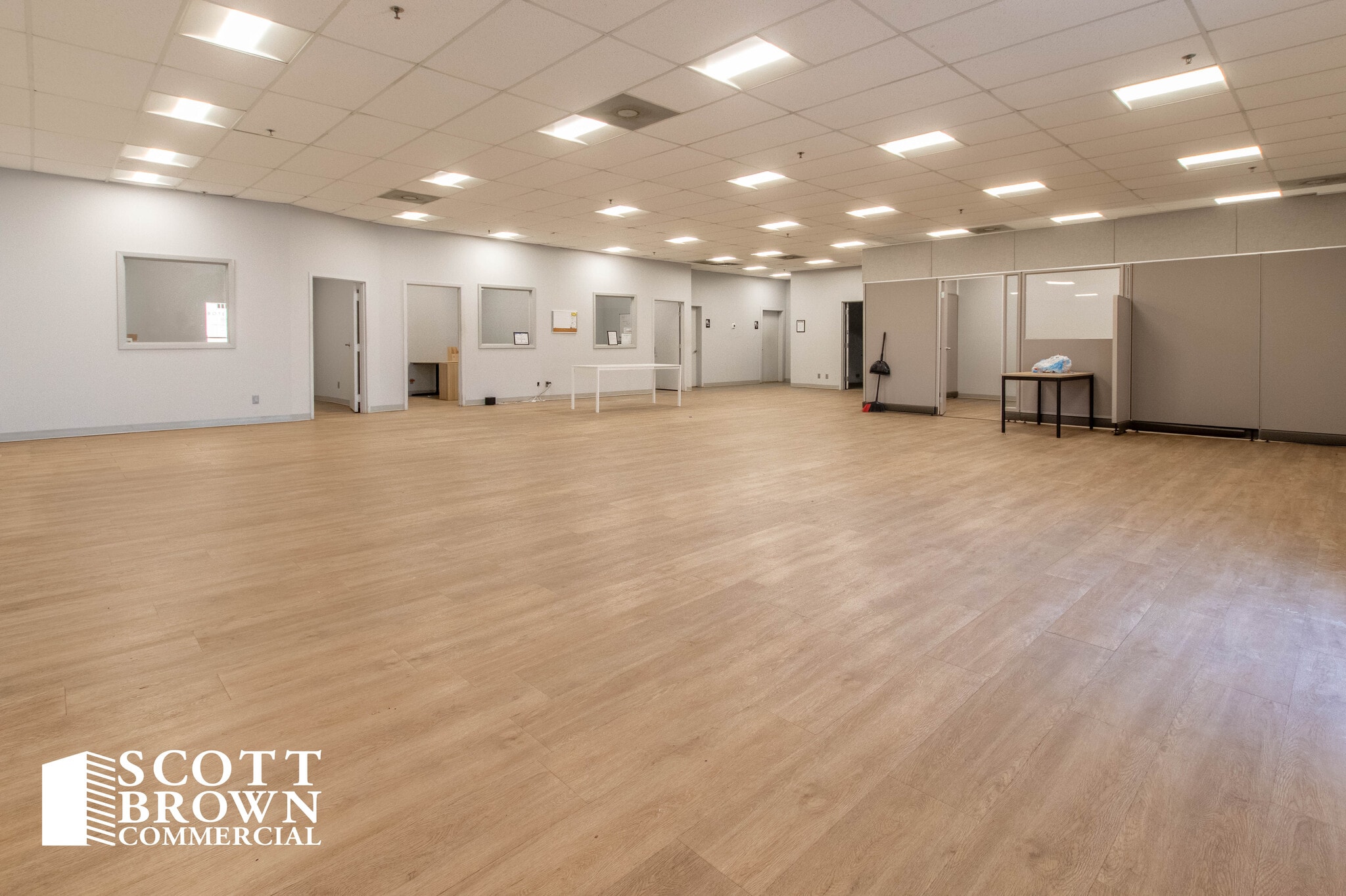 1512 I-35 W, Denton, TX à louer Photo intérieure- Image 1 de 17