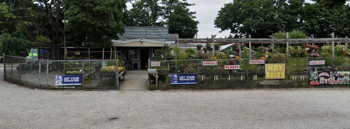 42 Hempstead Tpke, Farmingdale, NY à vendre Photo principale- Image 1 de 7