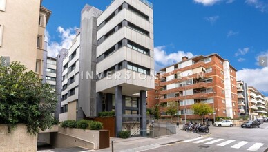 Office/Medical in Barcelona, BAR for lease Building Photo- Image 1 of 16