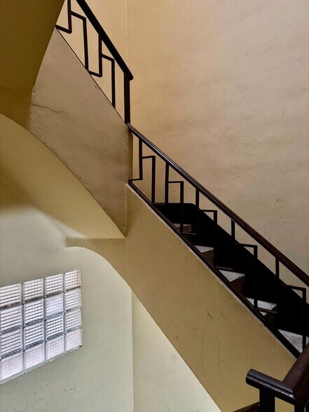 Immeuble residentiel dans Figueres, Gerona à vendre - Photo intérieure - Image 2 de 17