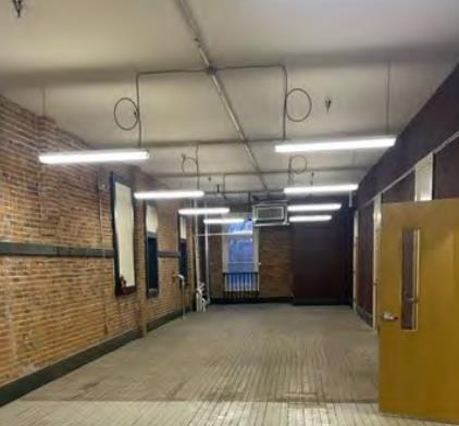 102-104 S Independence St, Harrisonville, MO à vendre Photo intérieure- Image 1 de 1