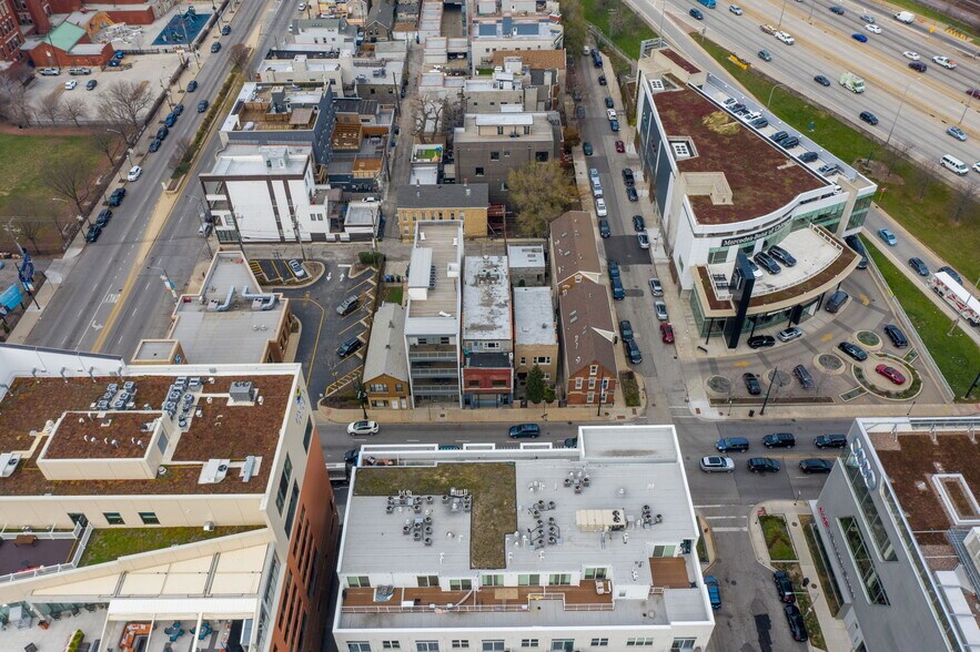 1540 W North Ave, Chicago, IL à louer - Photo du bâtiment - Image 2 de 3