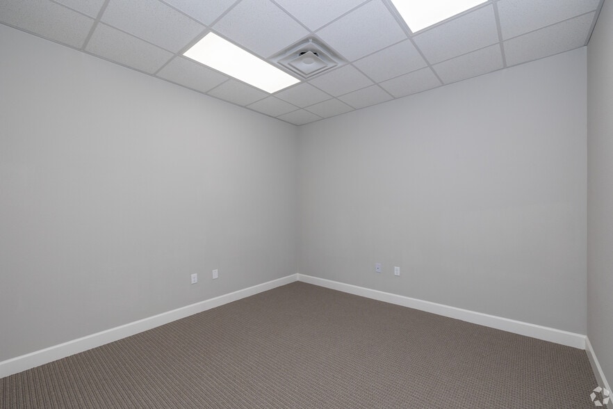 26717 Westheimer Pky, Katy, TX for sale - Building Photo - Image 3 of 23