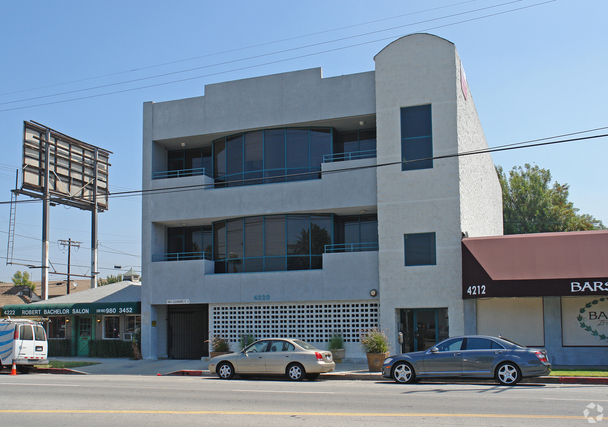 4220 Lankershim Blvd, North Hollywood, CA à vendre Photo du bâtiment- Image 1 de 1